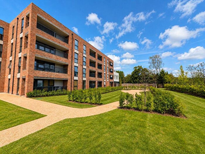 2 Bedroom Apartment For Sale In Heathside House, A Littleworth Road, Esher, KT10