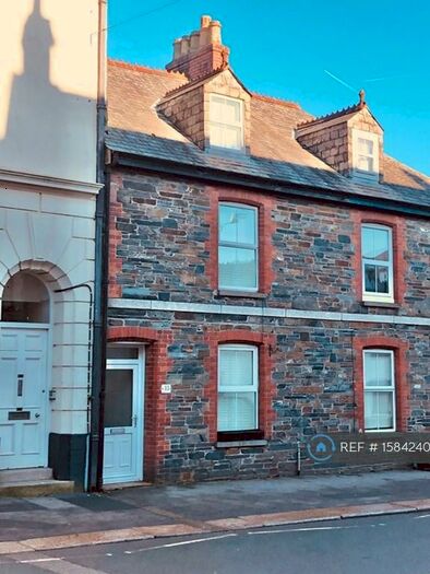 2 Bedroom Terraced House To Rent In Dean Street, Liskeard, PL14