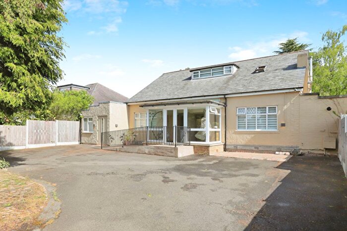 4 Bedroom Detached House For Sale In Windmill Lane, Wolverhampton, West Midlands, WV3