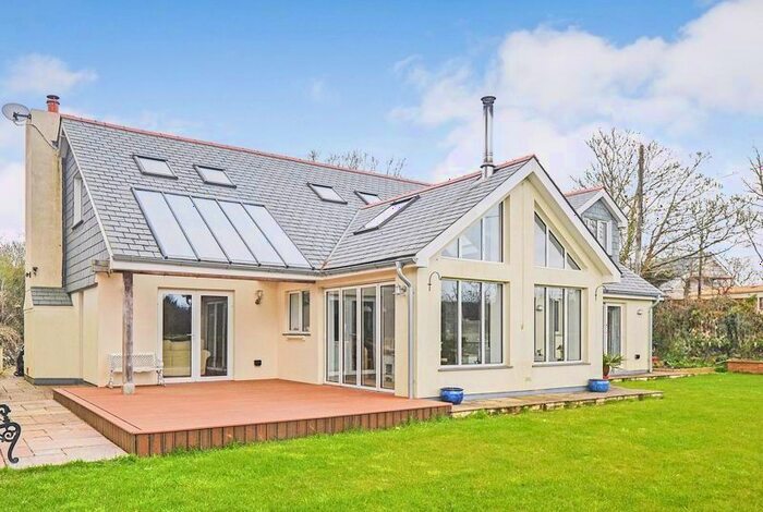 4 Bedroom Detached House For Sale In Sparry Bottom, Carharrack, Redruth, TR16