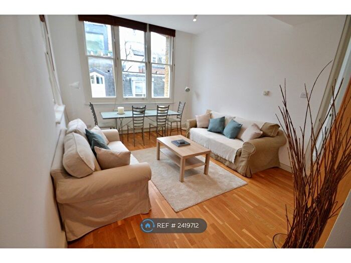 1 Bedroom Flat To Rent In Cathedral Court, London, EC4V