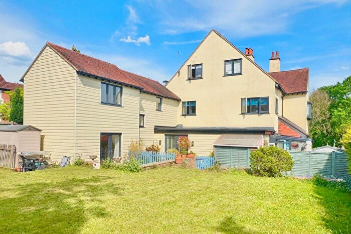 2 Bedroom Maisonette For Sale In Eggars Hill, Aldershot, Hampshire, GU11