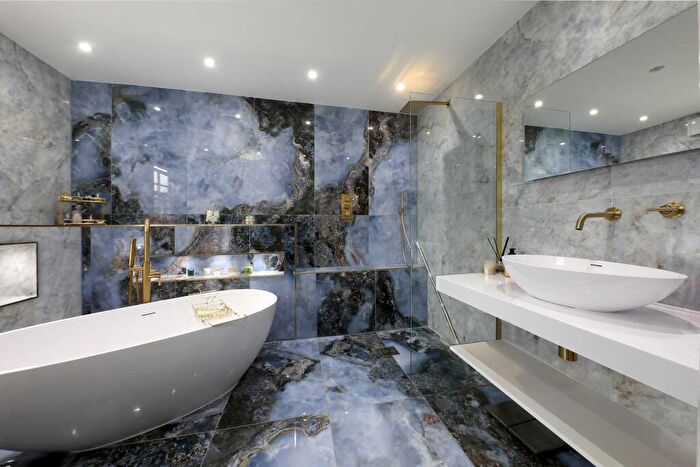 6 Bedroom Detached House For Sale In Templewood Lane, Farnham Common, SL2