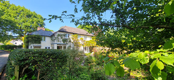 3 Bedroom Detached House To Rent In Mill Lane, BH24