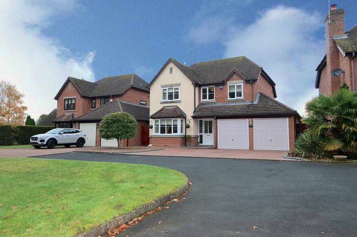 5 Bedroom Detached House For Sale In Astley, Stourport-on-severn, DY13