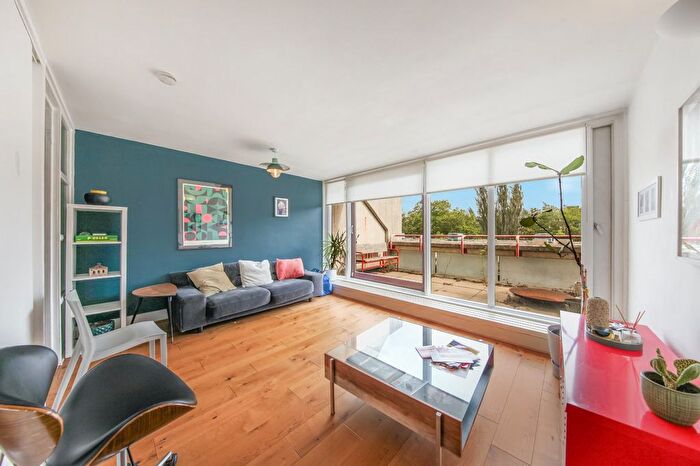 1 Bedroom Flat To Rent In Rowley Way, St John's Wood, NW8