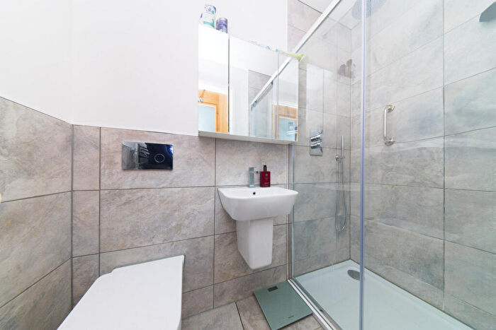 2 Bedroom Apartment For Sale In Shanks Street, Glasgow, G20