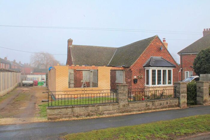 2 Bedroom Detached Bungalow For Sale In George Street, Broughton, Brigg, DN20