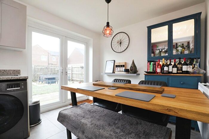 3 Bedroom End Of Terrace House For Sale In Grainger Drive, Pocklington, York, YO42