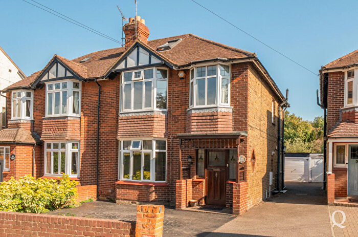4 Bedroom Semi-Detached House For Sale In Woodstock Road, Sittingbourne, Kent, ME10