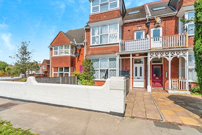 1 Bedroom Flat For Sale In Aldwick Road, Bognor Regis, West Sussex, PO21