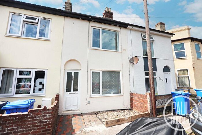 3 Bedroom Terraced House To Rent In Whapload Road, Lowestoft, Suffolk, NR32