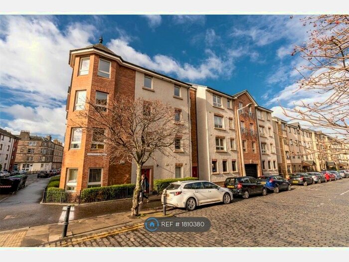 3 Bedroom Flat To Rent In Halmyre Street, Edinburgh, EH6