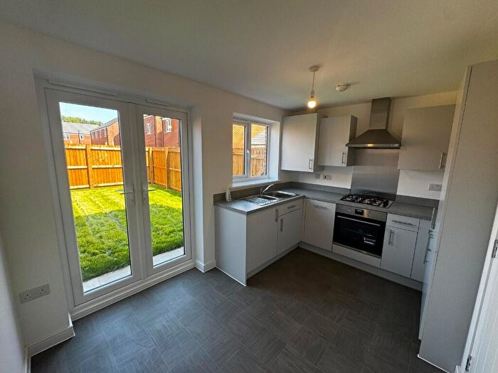 3 Bedroom Town House To Rent In Croston Way, PR4