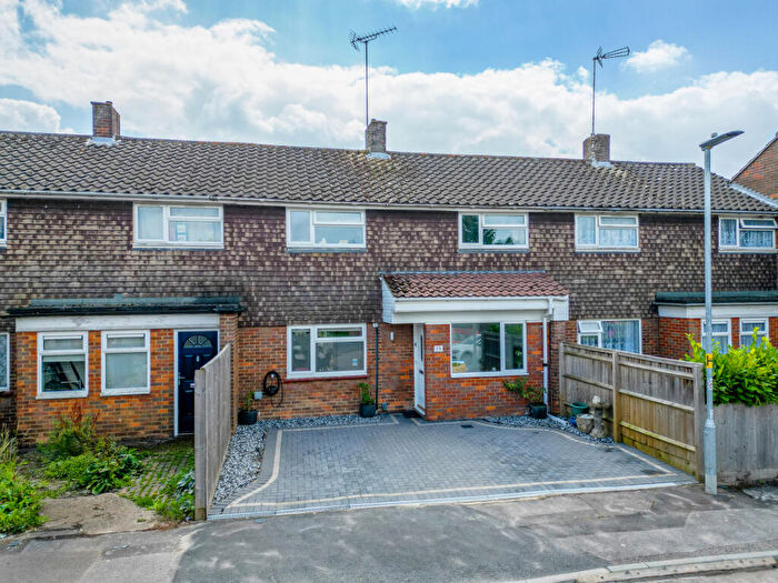 3 Bedroom Terraced House For Sale In Eight Acres, Tring, HP23