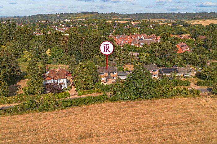 4 Bedroom Detached House For Sale In Horsenden Lane, Princes Risborough, HP27