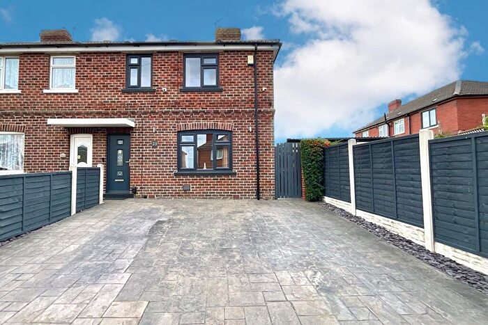 3 Bedroom Semi-Detached House For Sale In Westfield Avenue, Aughton, Sheffield, S26