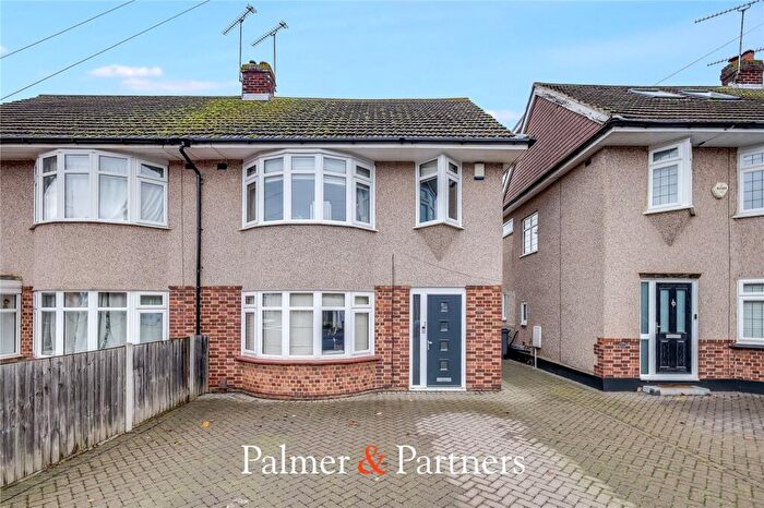 4 Bedroom Semi-Detached House For Sale In Queens Road, Old Springfield, Chelmsford, Essex, CM2