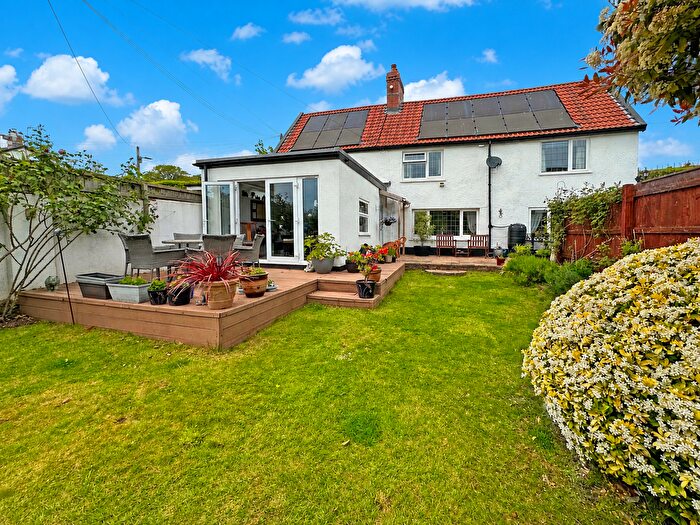 3 Bedroom Detached House For Sale In Days-Pottles Lane, Exminster, EX6