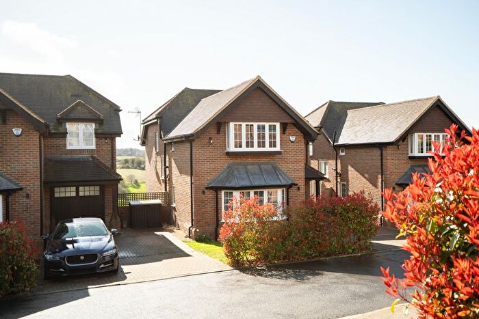 4 Bedroom Detached House To Rent In Franklin Close, Chesham, HP5