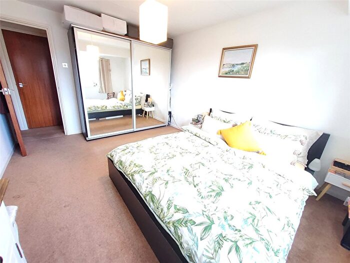 1 Bedroom Flat To Rent In Buckingham Road, Harrow, HA1