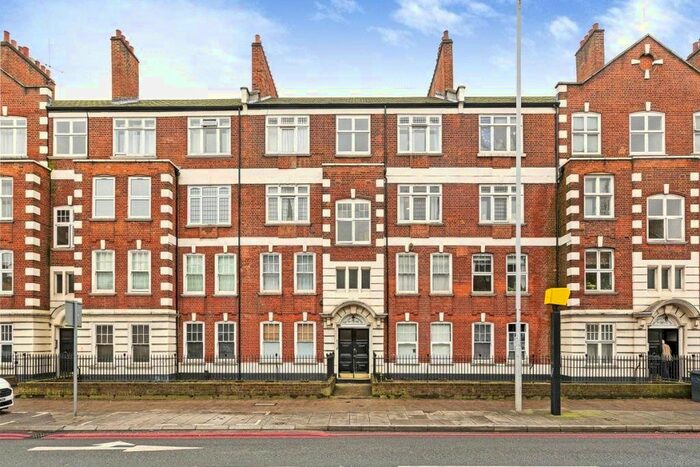 3 Bedroom Flat To Rent In Talgarth Road, London, W14
