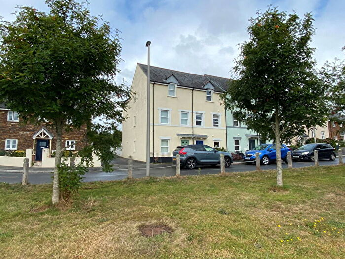 4 Bedroom End Of Terrace House For Sale In Holly Berry Road, Lee Mill, Near Ivybridge, PL21