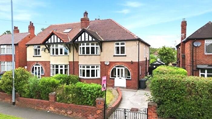 3 Bedroom Semi Detached House For Sale In St. Annes Road, Leeds, LS6