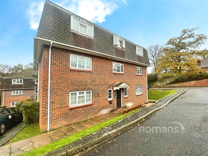 1 Bedroom Flat To Rent In Longacre Rise, Chineham, Basingstoke, RG24