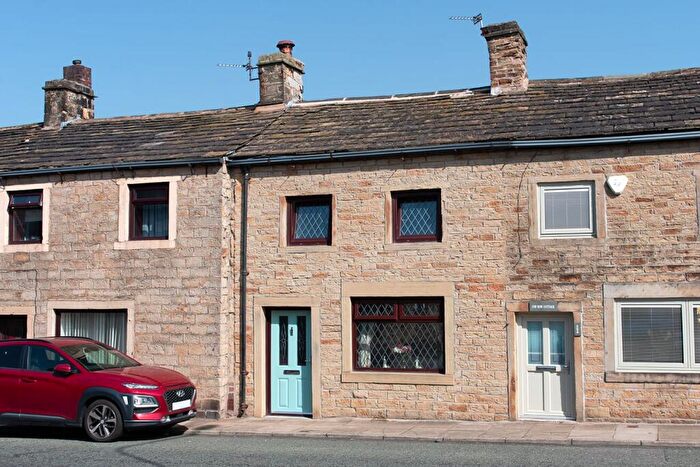 2 Bedroom Terraced House For Sale In Briercliffe Road, Burnley, BB10