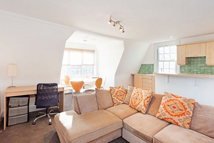 1 Bedroom Flat To Rent In Chiswick High Road, London, W4