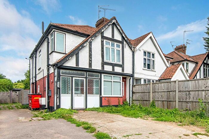 1 Bedroom Flat For Sale In Great North Way, London, NW4