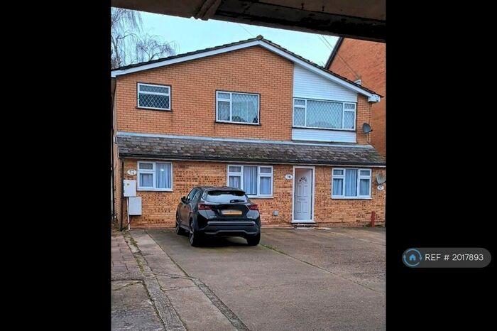 1 Bedroom Maisonette To Rent In High Street, Aveley, South Ockendon, RM15