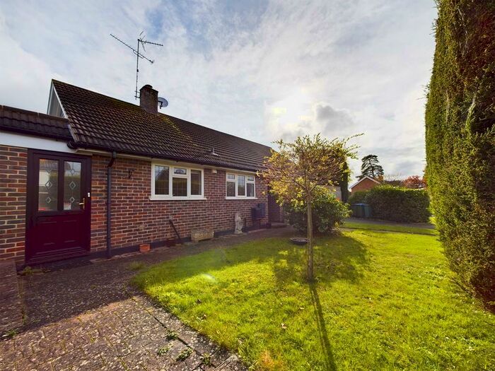 3 Bedroom Detached Bungalow To Rent In Hernbrook Drive, Horsham, RH13