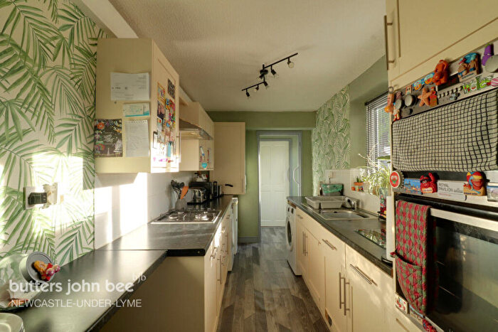 3 Bedroom End Of Terrace House For Sale In Grove Street, Newcastle, ST5