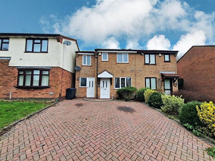 3 Bedroom Semi-Detached House To Rent In Rubery Lane, Rubery, Birmingham, B45