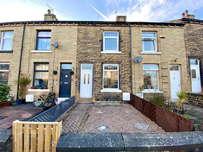 2 Bedroom Terraced House For Sale In Eldon Road, Marsh, Huddersfield, HD1