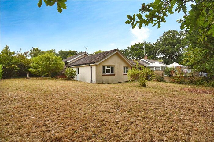 2 Bedroom Bungalow For Sale In Cowleas Close, Awbridge, Romsey, Hampshire, SO51