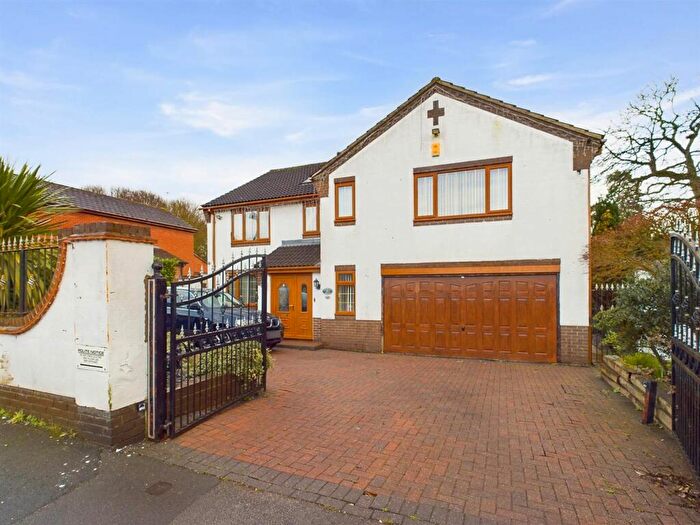 7 Bedroom Detached House For Sale In Jessops Lane, Gedling, Nottingham, NG4