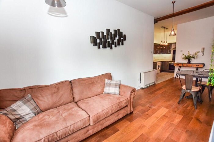 1 Bedroom Flat To Rent In Smithfield Buildings, Tib Street, Northern Quarter, Manchester, M4