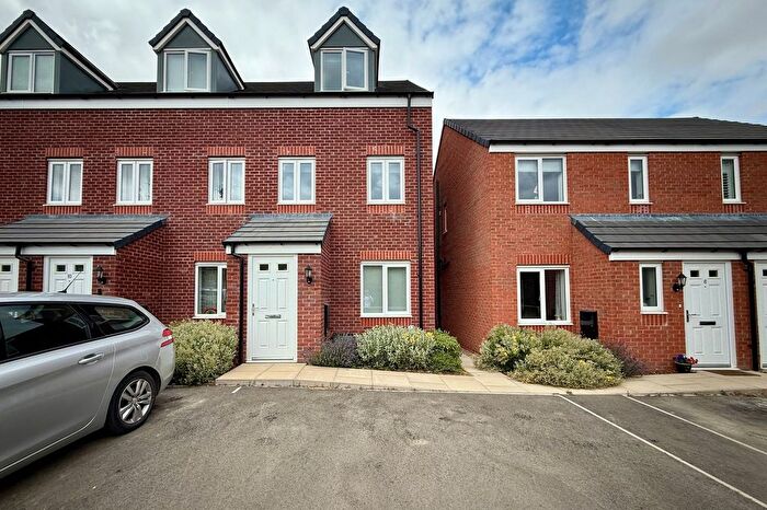3 Bedroom End Terrace House For Sale In Deacon Close, Fleckney, LE8