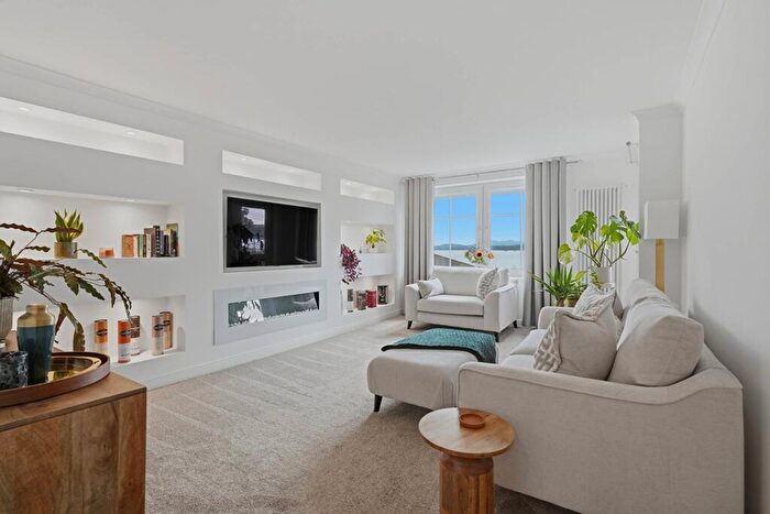 2 Bedroom Flat For Sale In Spinnaker Way, Dalgety Bay, KY11