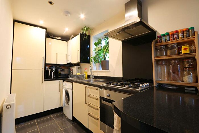 1 Bedroom Flat To Rent In Wellington Hill West, Bristol, BS9
