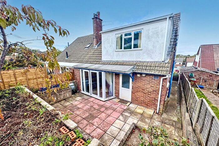 3 Bedroom Semi Detached House For Sale In Overhill, Pill, BS20