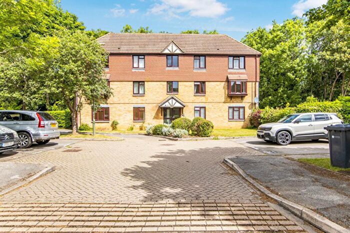 1 Bedroom Flat To Rent In Ladygrove Drive, Burpham, Guildford, GU4