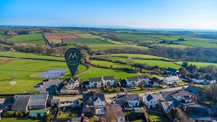 4 Bedroom Detached House For Sale In Merryfield, Roborough, EX19