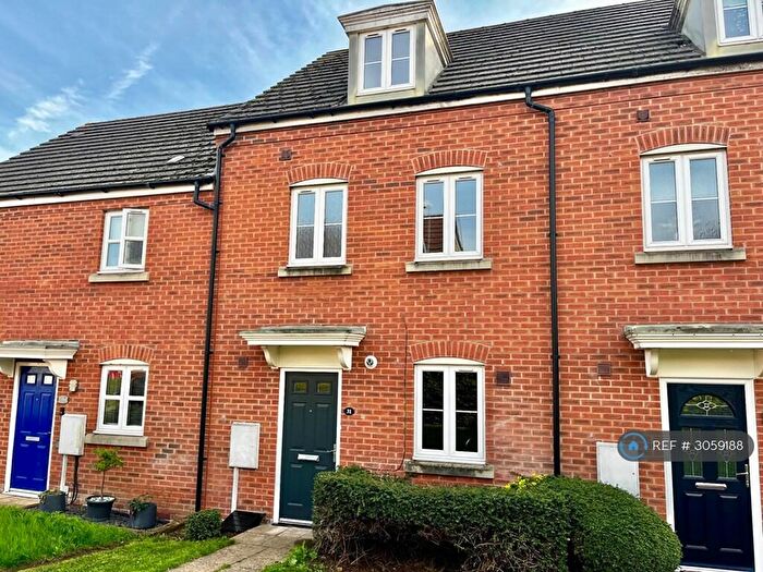3 Bedroom Terraced House To Rent In Banks Crescent, Stamford, PE9