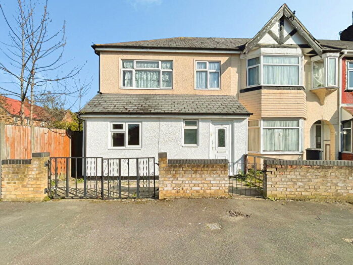 4 Bedroom Terraced House To Rent In Church Lane, London, N9