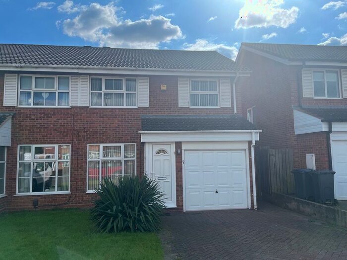 3 Bedroom Semi-Detached House To Rent In Oversley Road, Minworth, Sutton Coldfield, B76