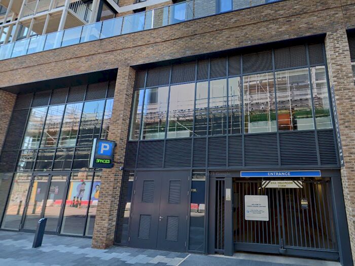 Garage / Parking To Rent In Royal Arsenal, Cannon Square, London, SE18